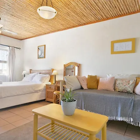The Bohemian Guesthouse Cape Town Exterior photo